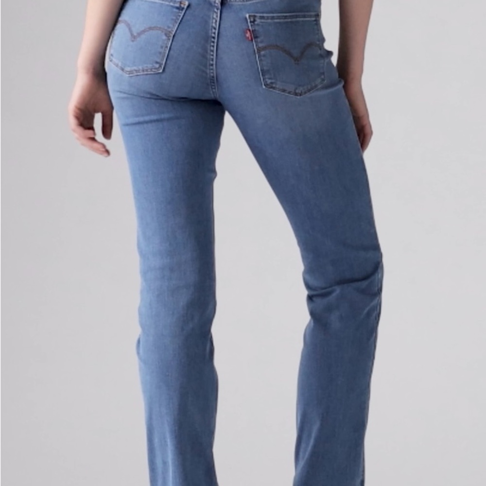 Levi’s 314 Shaping Straight sz 27 Classic Blue Women's Jeans Like New